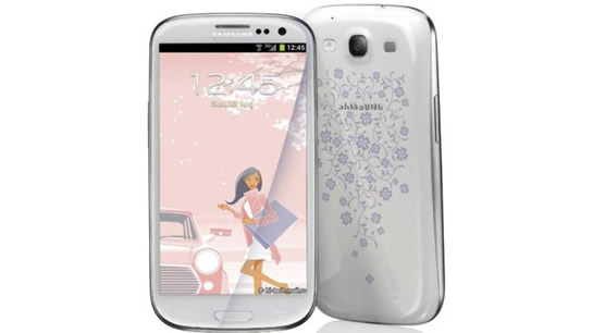 Samsung La Fleur Smartphones Are Released in Russia